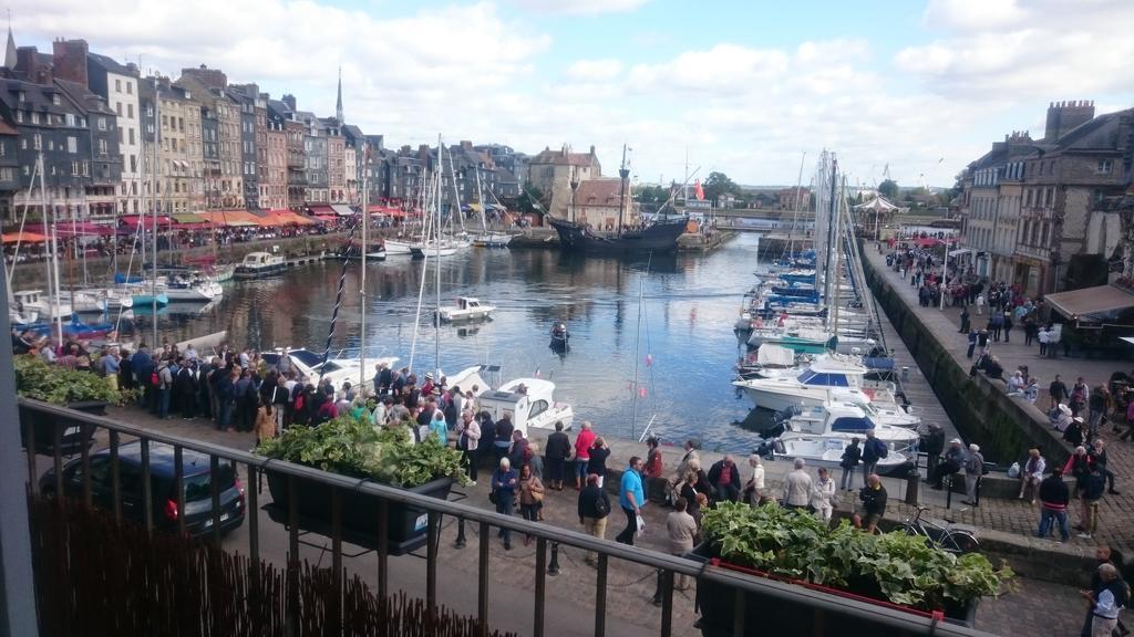 Apartament Le Balcon Du Port Honfleur Pokój zdjęcie
